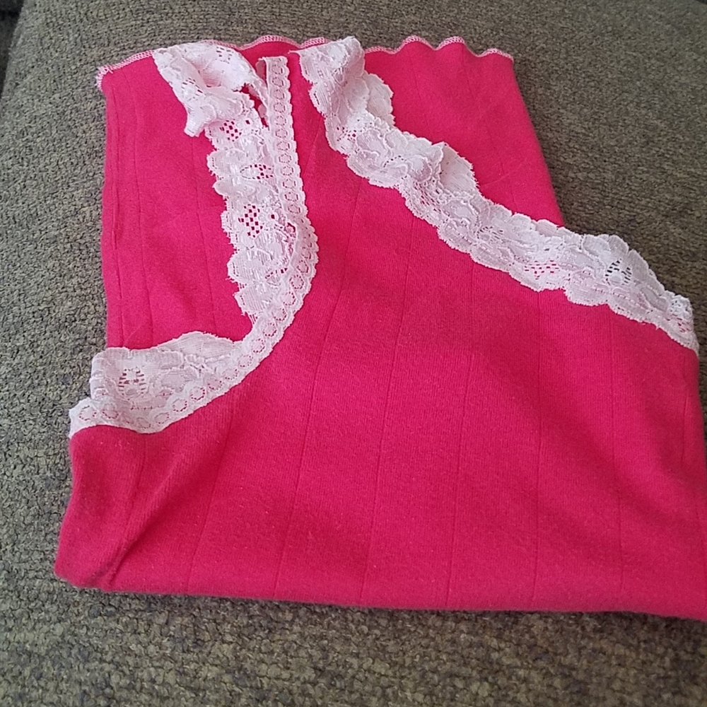 VS (MODA INTERNATIONAL) TOP